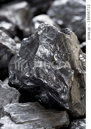 石炭の写真素材 [18606713] PIXTA