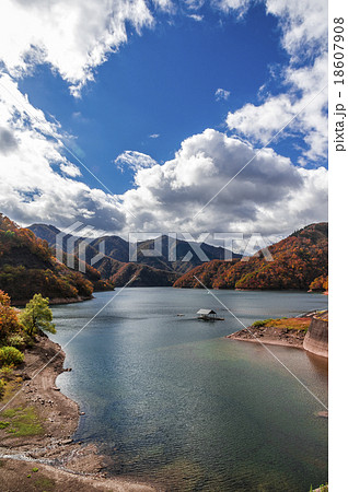 北陸地方　福井県　九頭竜湖 18607908