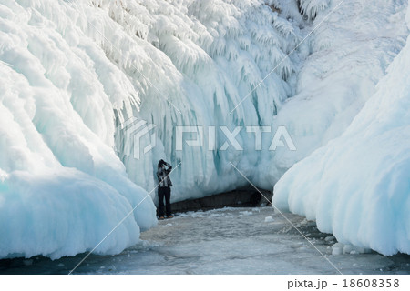 Beauty of Baikal lake in winter Beauty of Baikal lake in winter 18608358
