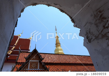 Wat Phra That Cho Hae, Phrae Province, Thailand 18609059