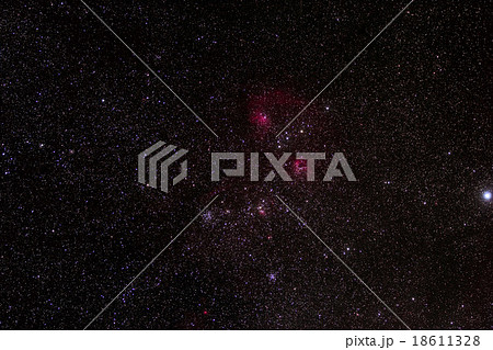 ぎょしゃ座の散光星雲と散開星団 18611328