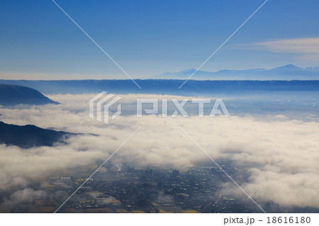 阿蘇谷雲海情景 18616180