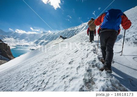 Crossing high mountain  pass, Nepal 18618173