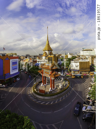 The Gateway, Landmark of Chinatown (Ya The Gateway, Landmark of Chinatown (Ya 18619577