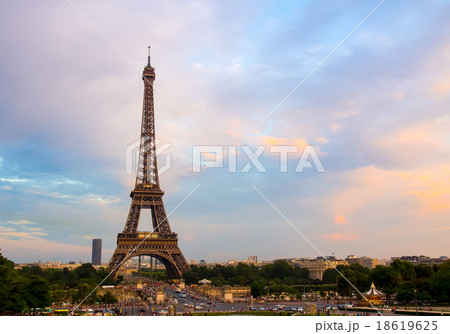 Eiffel Tower in Paris, France. 18619625