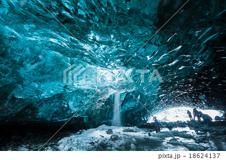 Ice Cave in Vatnajokull, South Iceland 18624137