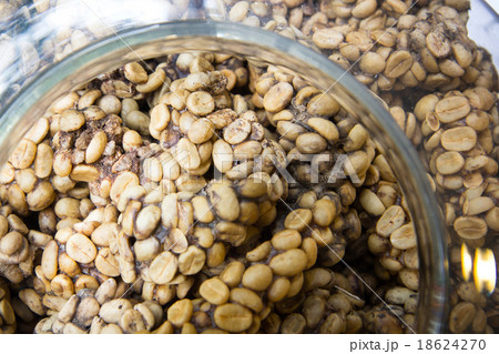 Raw civet coffee in the bowl, Thailand 18624270