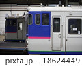 並ぶ列車 18624449