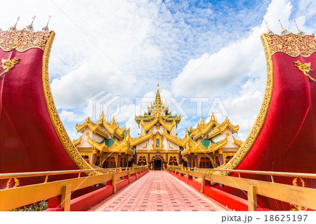 Yangon icon landmark and tourist attraction Yangon icon landmark and tourist attraction 18625197