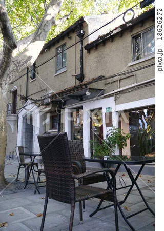 上海　フランス租界のカフェ 18626272