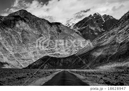 Karakorum Highway in Pakistan Karakorum Highway in Pakistan 18628947