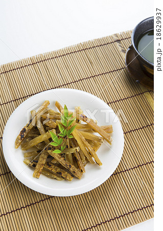 焼けた干し芋 18629937