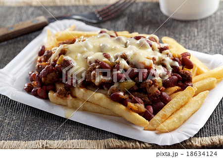 Chili con carne and French fries Chili con carne and French fries 18634124