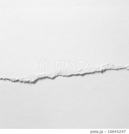 Torn paper banner Torn paper banner 18643247