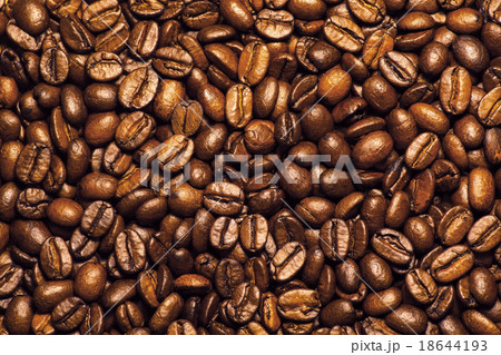 coffee beans background 18644193