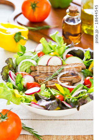 Beef salad Beef salad 18644545