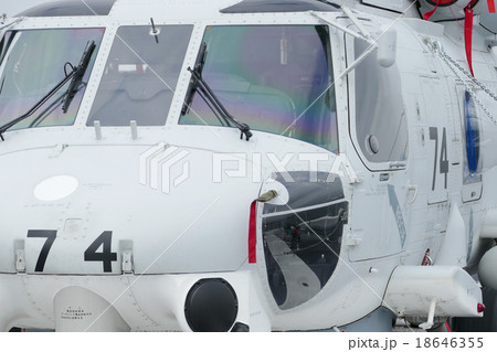 SH-60J　哨戒ヘリコプター　横浜　大桟橋 18646355
