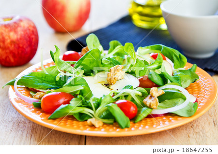 Mache with Apple and Walnut salad Mache with Apple and Walnut salad 18647255