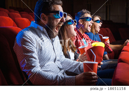 The people's emotions in the cinema The people's emotions in the cinema 18651158