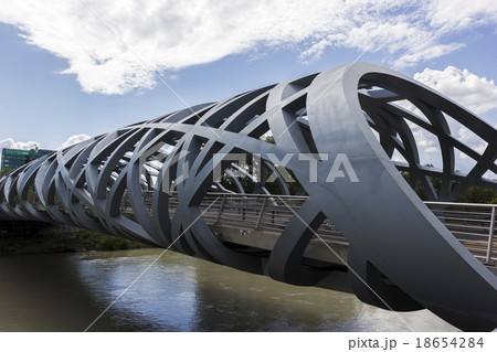 Hans Wilsdorf Bridge in Geneva, Switzerland Hans Wilsdorf Bridge in Geneva, Switzerland 18654284
