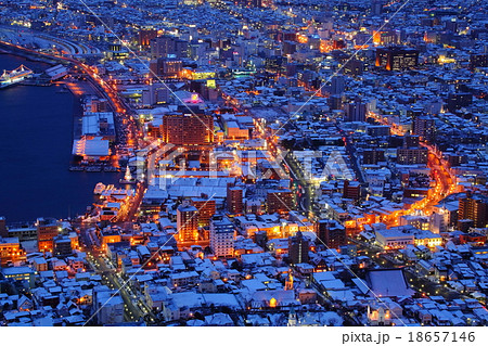 冬の函館山 18657146