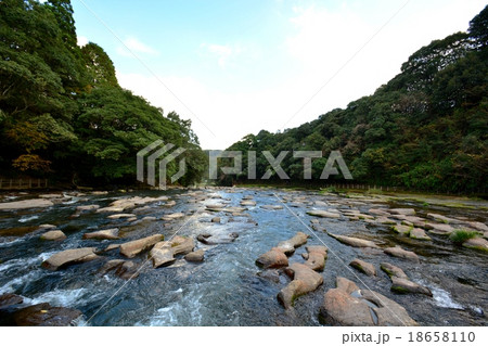 関之尾の甌穴群（関之尾滝：宮崎県都城市関之尾町） 18658110