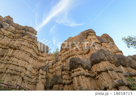 Pha Chor canyon at Mae Wang National Park Pha Chor canyon at Mae Wang National Park 18658715