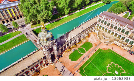 Zwinger Palace (Der Dresdner Zwinger)  18662983