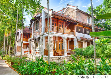 asian tropical garden 18665612