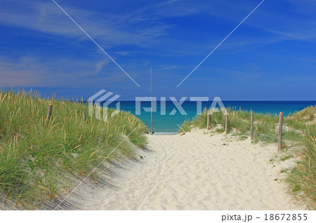 Beach in Brittany, France 18672855