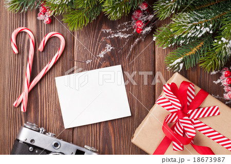 Blank photo with christmas gift, pine tree Blank photo with christmas gift, pine tree 18673987