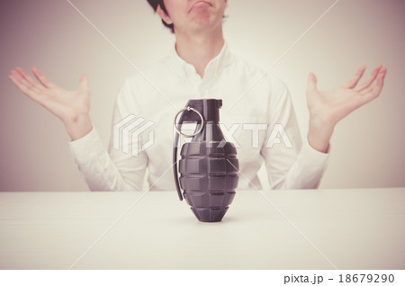 手榴弾 爆弾 18679290