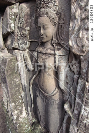 クメール彫刻 18684303
