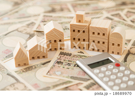 不動産とお金 18689970