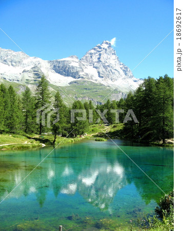 チェルビーノ（イタリアから見たマッターホルン） 18692617