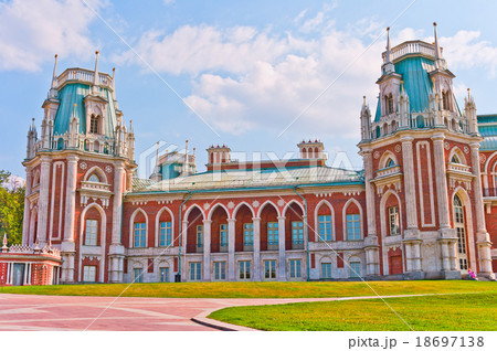 Grand Palace 18697138