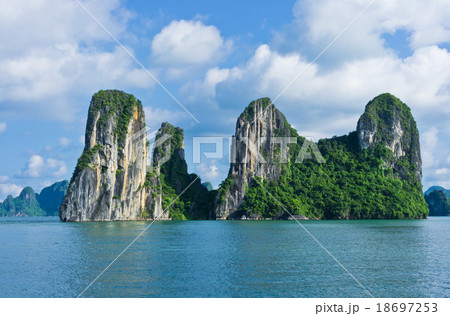 Islands in Halong Bay Islands in Halong Bay 18697253