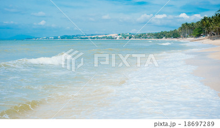 Mui Ne White Sandy Beach 18697289