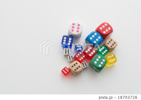 サイコロ 18703726