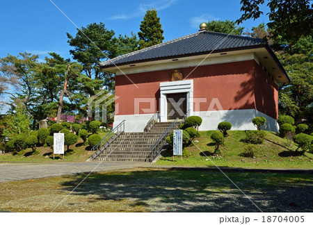 会津若松散歩：小田山忠霊堂 18704005