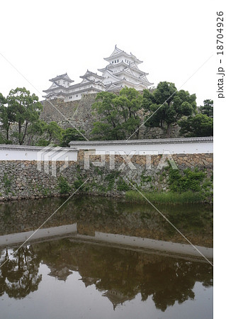 三国濠越しに見る姫路城 18704926