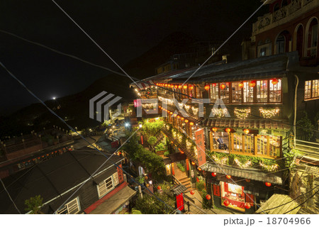 台湾、九份の夜景 台湾、九份の夜景 18704966