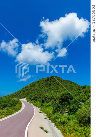 伊平屋島クバ山 18705903