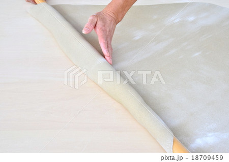 そば打ち工程　角出し 18709459