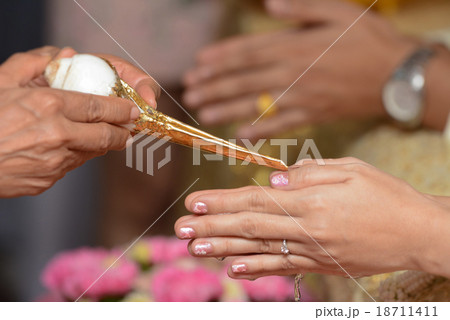 wedding, ceremony 18711411