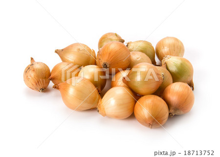 小さい玉葱のペコロス 18713752