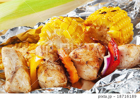 Shish kebab and grilled corn 18716189