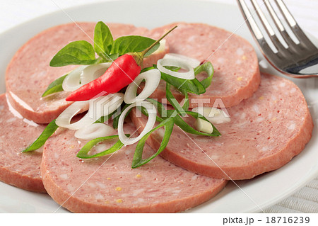 Cold cuts 18716239