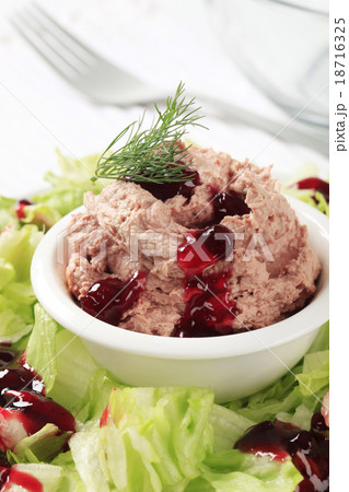 Liver mousse 18716325
