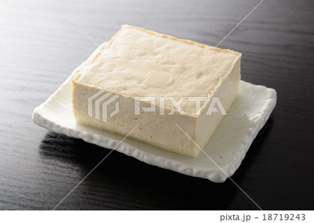 木綿豆腐 18719243